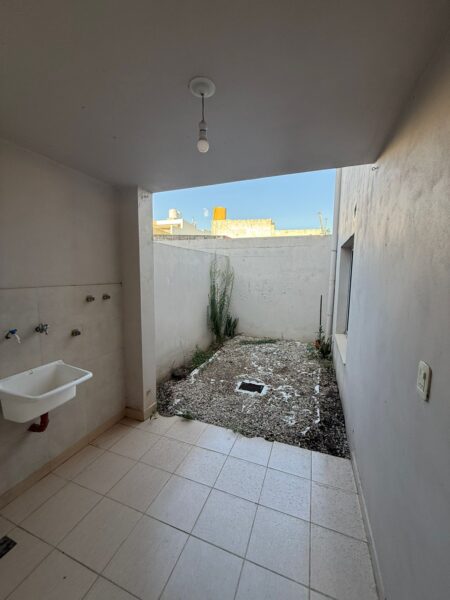 DEPARTAMENTO-LARREA 1551