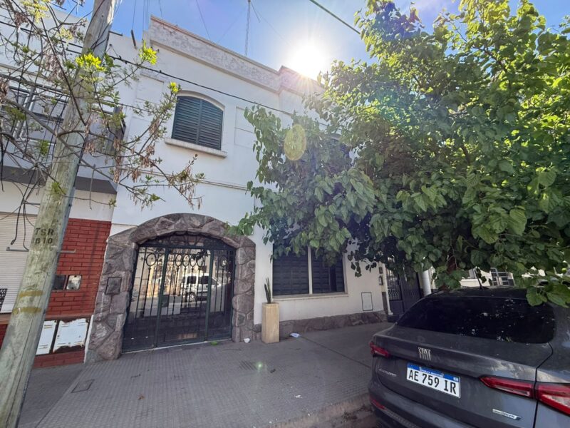 CASA-CABRERA 1576