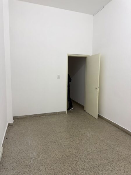 SALÓN COMERCIAL-1 DE MAYO 332