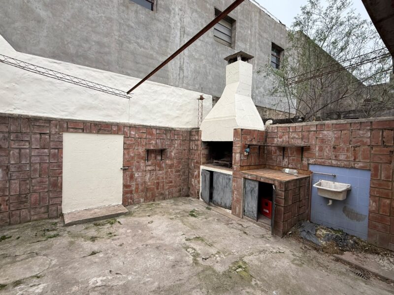 CASA-LÓPEZ Y PLANES 2222