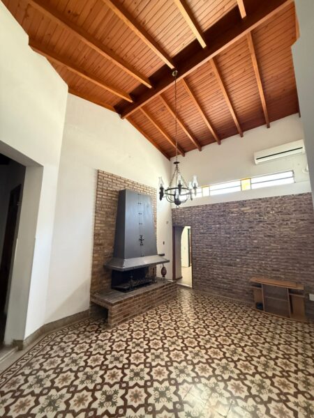 CASA-ROCA 2144
